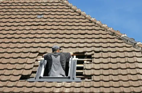 Pose de velux - Nans-les-Pins